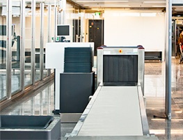 x-ray machines for luggage and cargo scanning